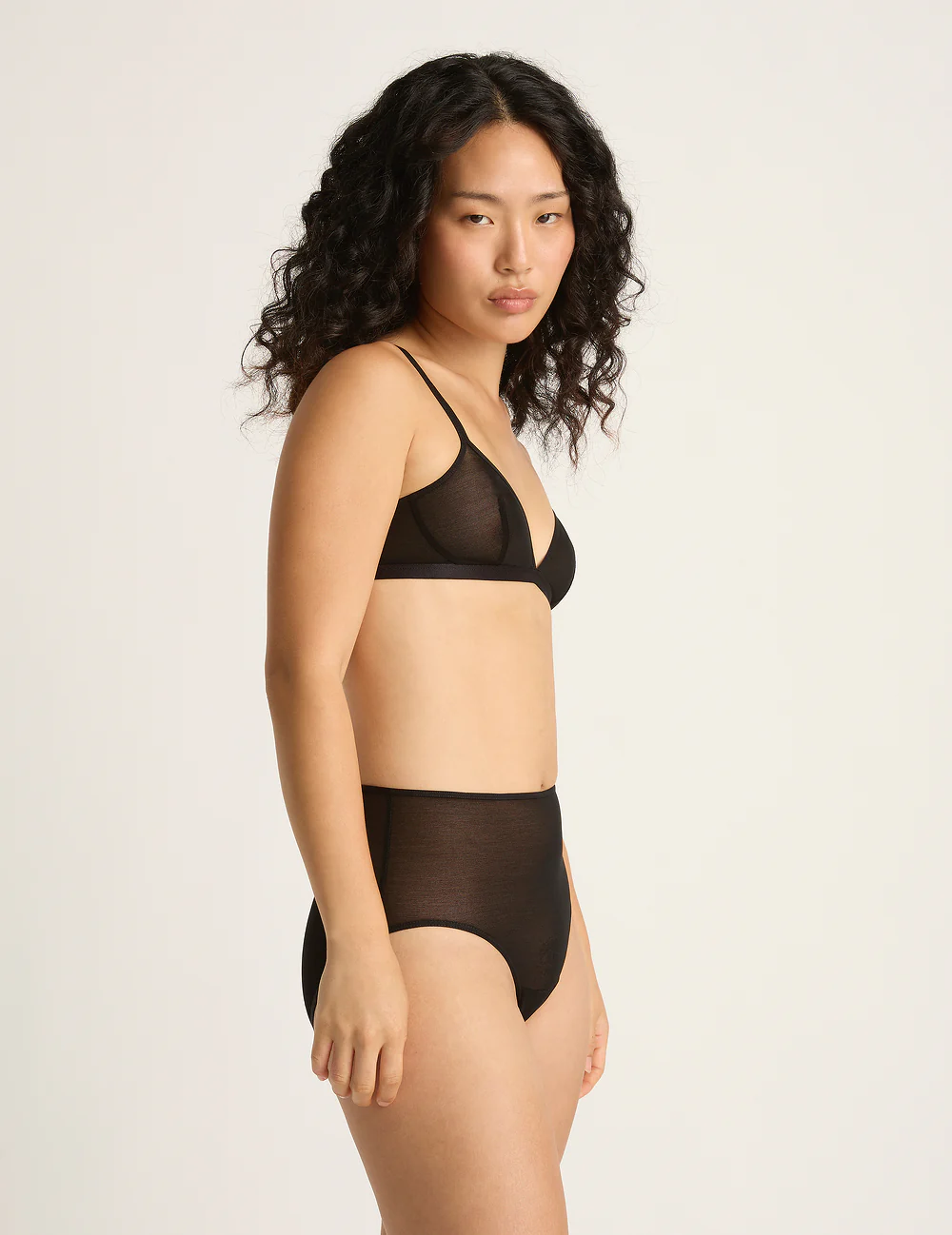 FreeMesh Triangle Bralette - Black - Image 8