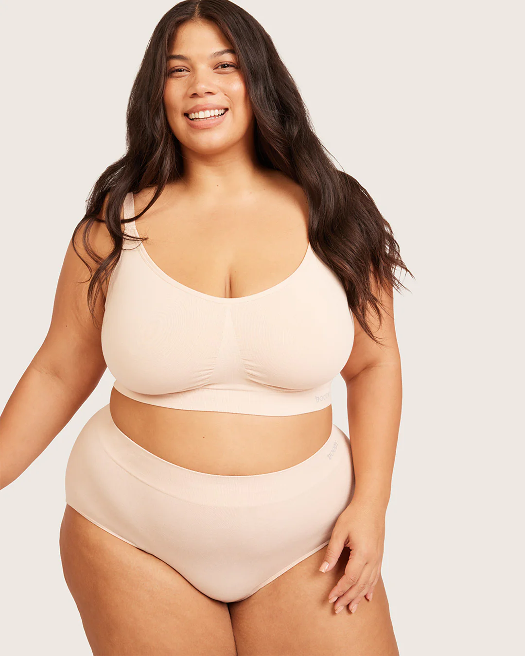 Full Bust Wireless Bra - Shell - Image 17