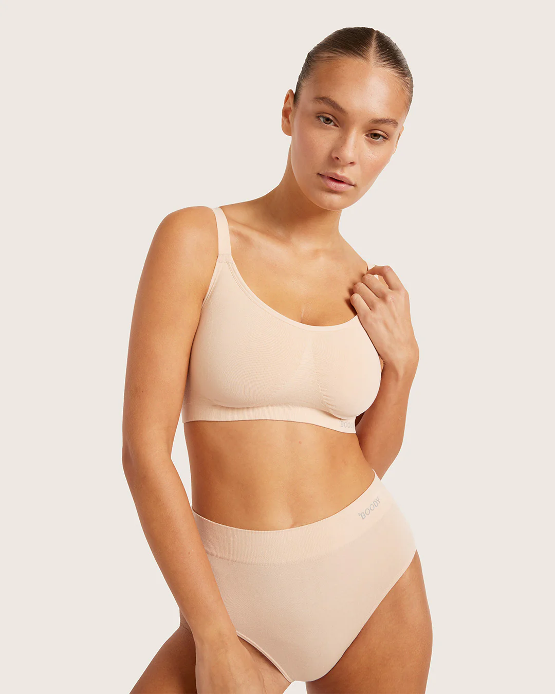 Full Bust Wireless Bra - Shell - Image 6