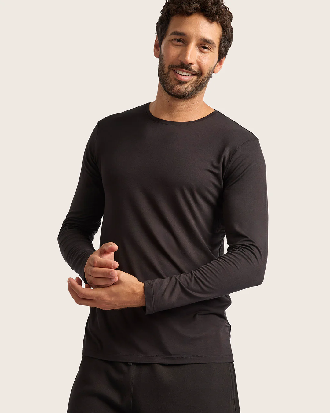 Men's Base Layer Long Sleeve Crew Neck T-Shirt - Black - Image 4