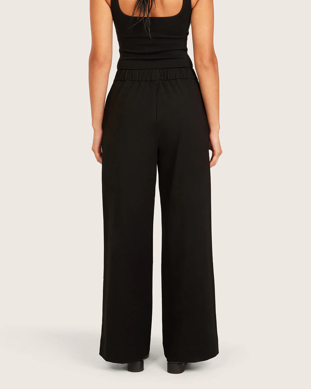 Relaxed Leg Pants - Short - Black - Image 2
