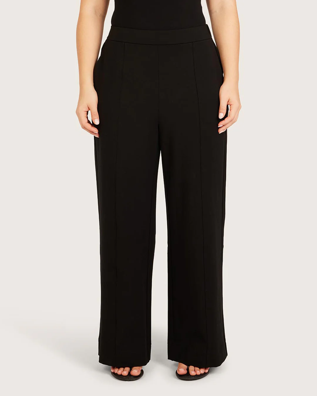 Relaxed Leg Pants - Short - Black - Image 9