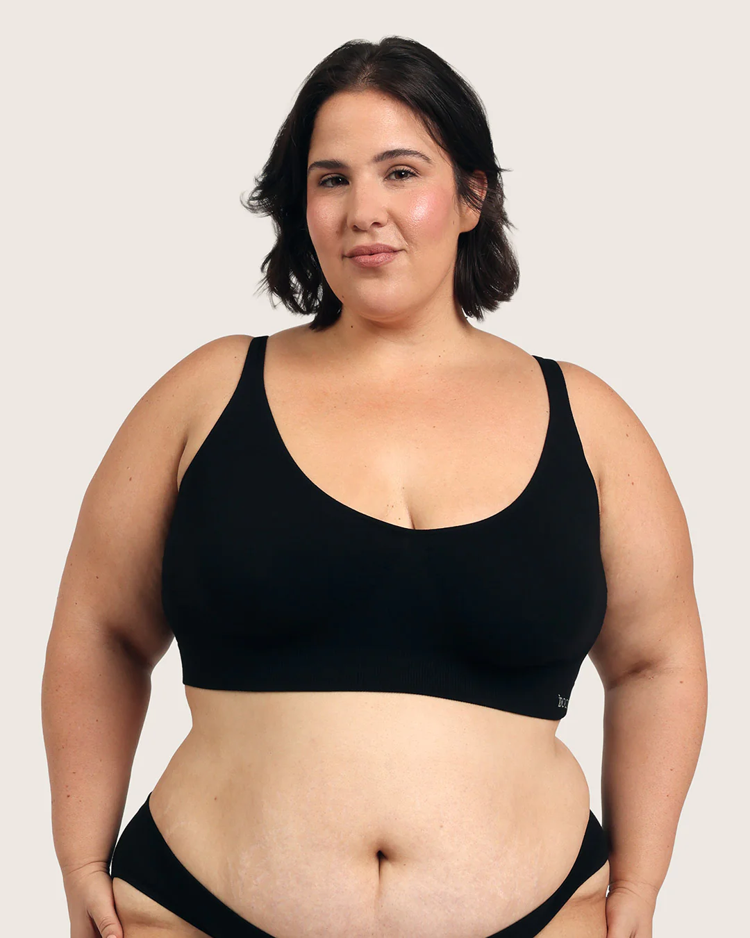Seamfree Crop Bra - Black - Image 12