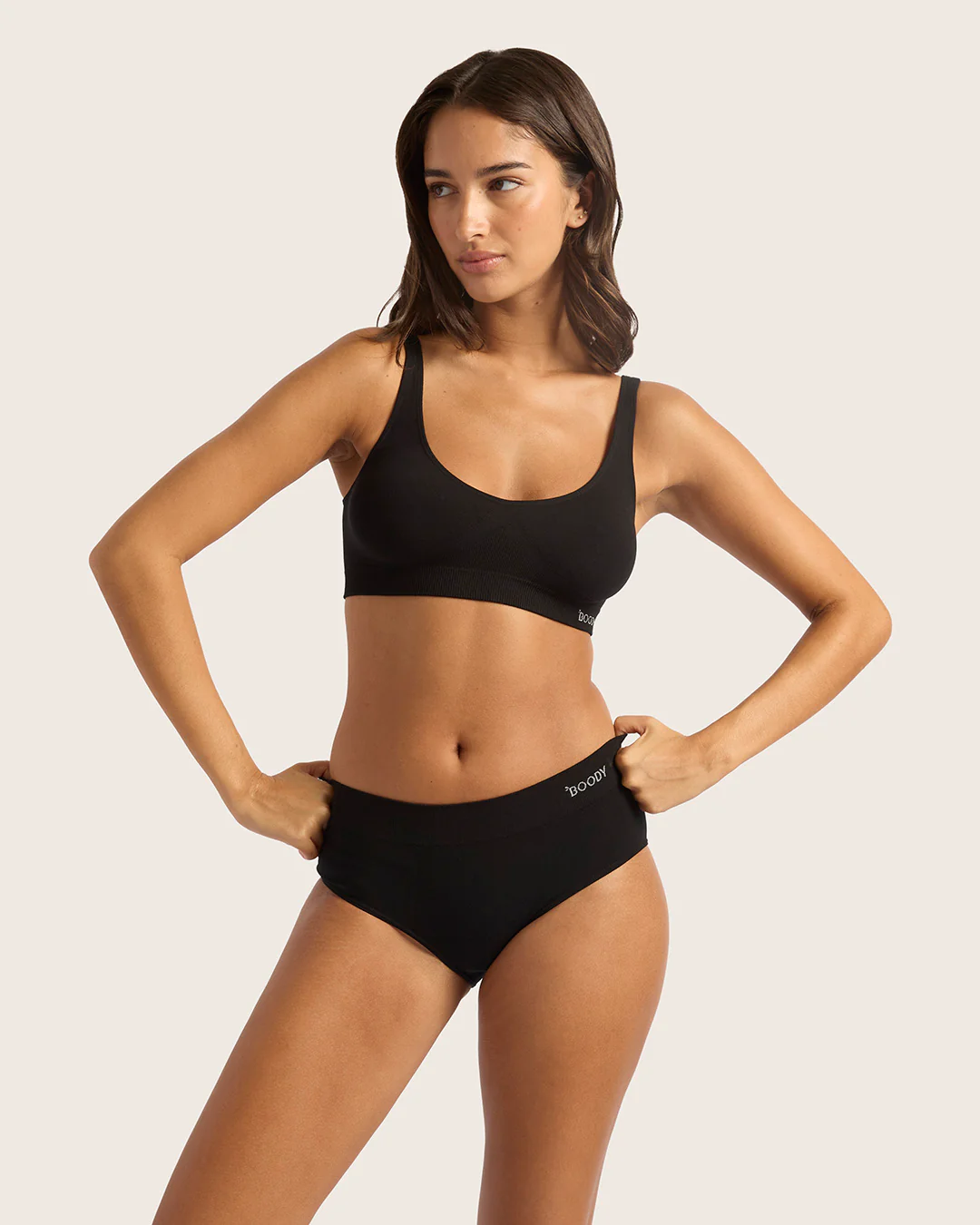 Seamfree Crop Bra - Black - Image 6