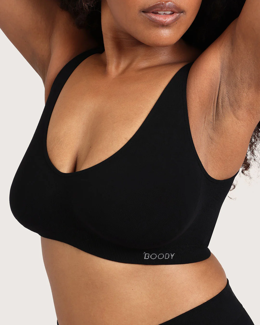 Seamfree Crop Bra - Black - Image 9