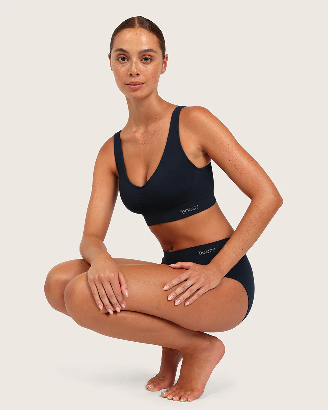 Seamfree Padded Crop Bra - Midnight - Image 5