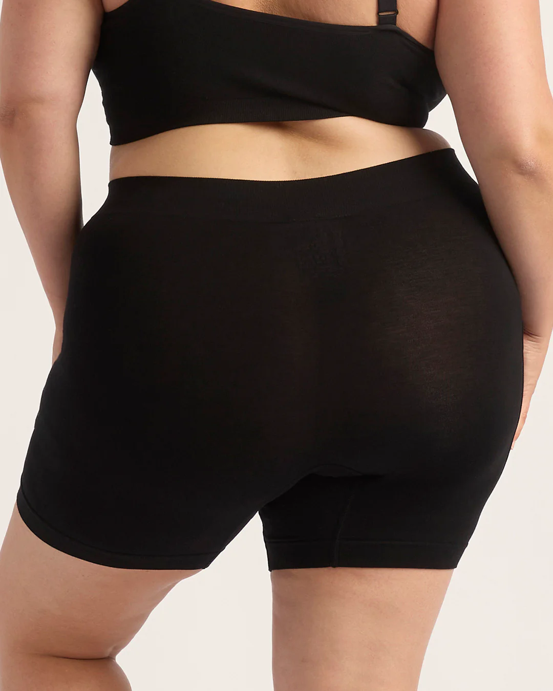 Seamfree Undershorts with Pocket 6" - Black - Image 16