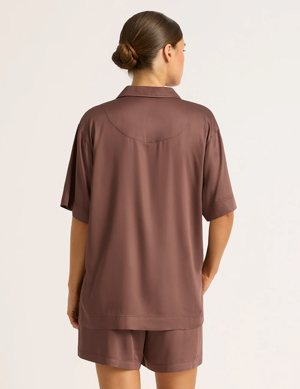 Vegan Silk Short Sleeve Shirt - Garnet - Image 3