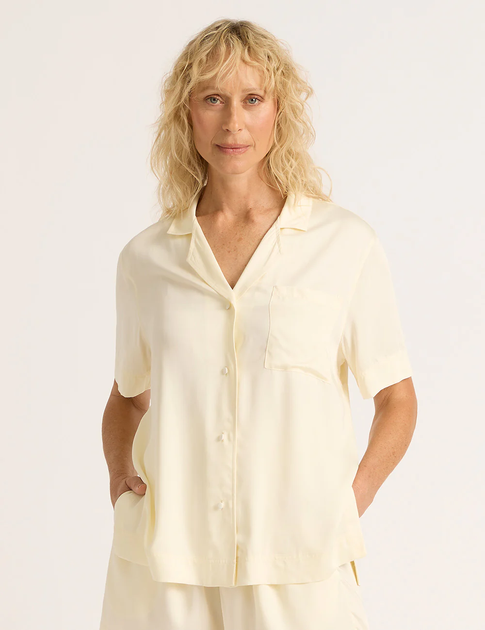 Vegan Silk Short Sleeve Shirt - Pearl - Image 6