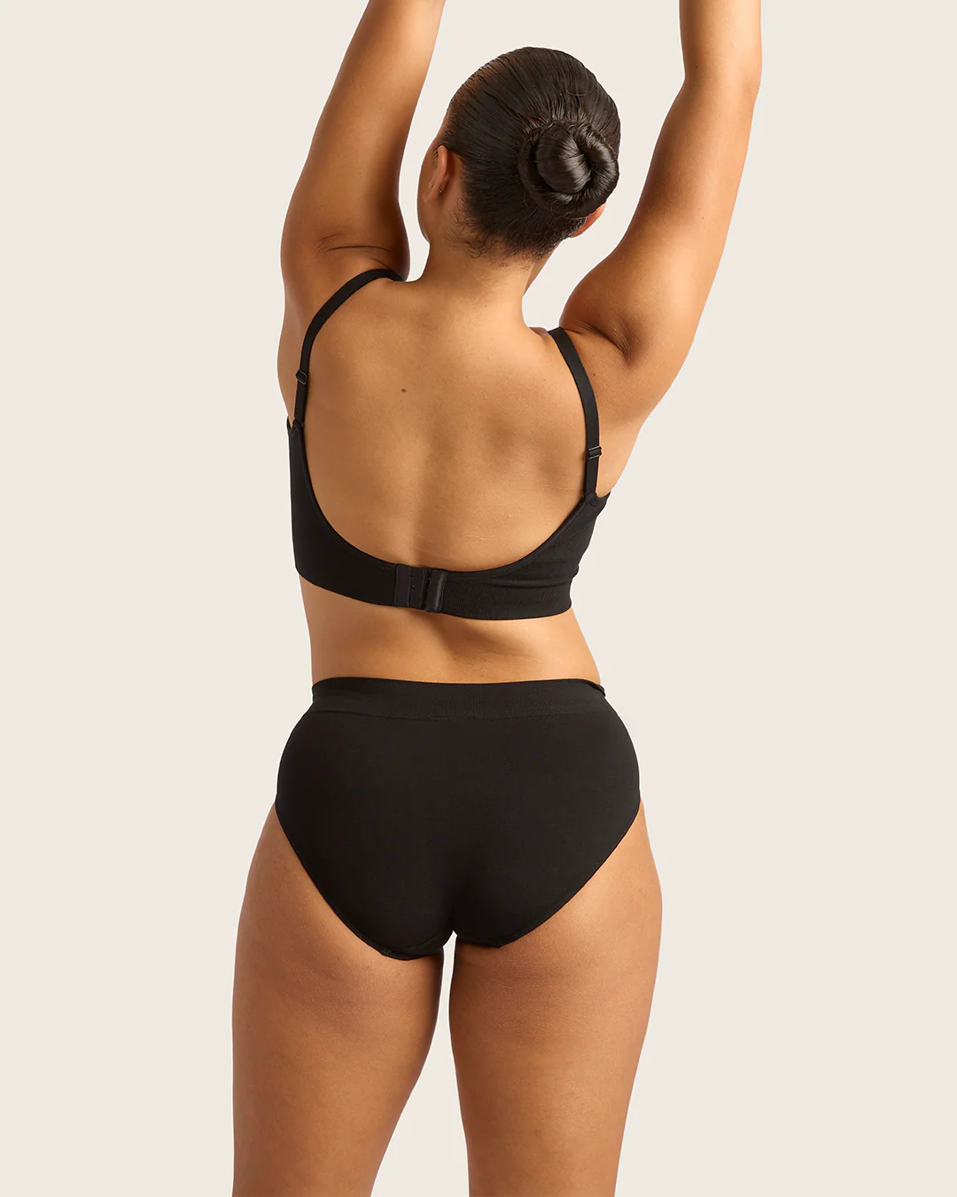 Wireless Low Back Bra - Black - Image 14