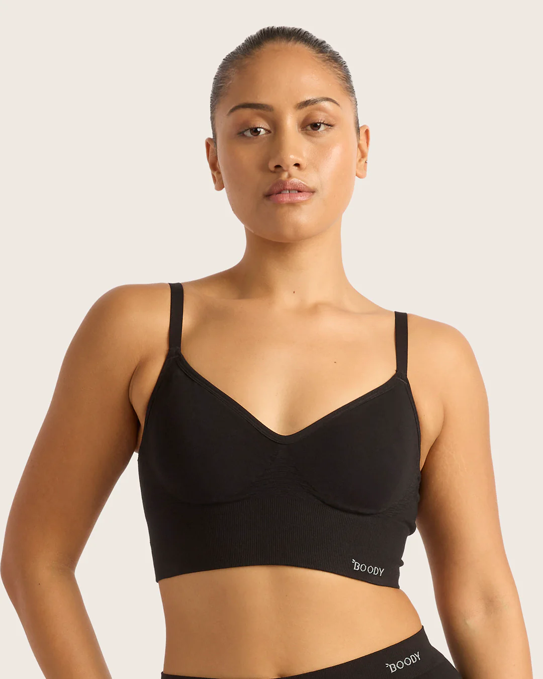 Wireless Low Back Bra - Black - Image 9