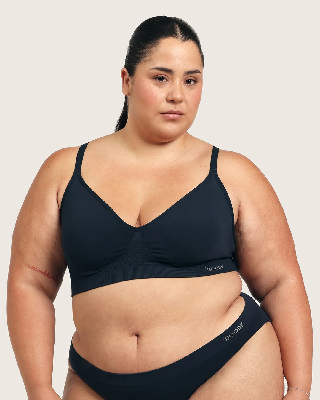 Wireless T-Shirt Bra - Midnight - Image 10