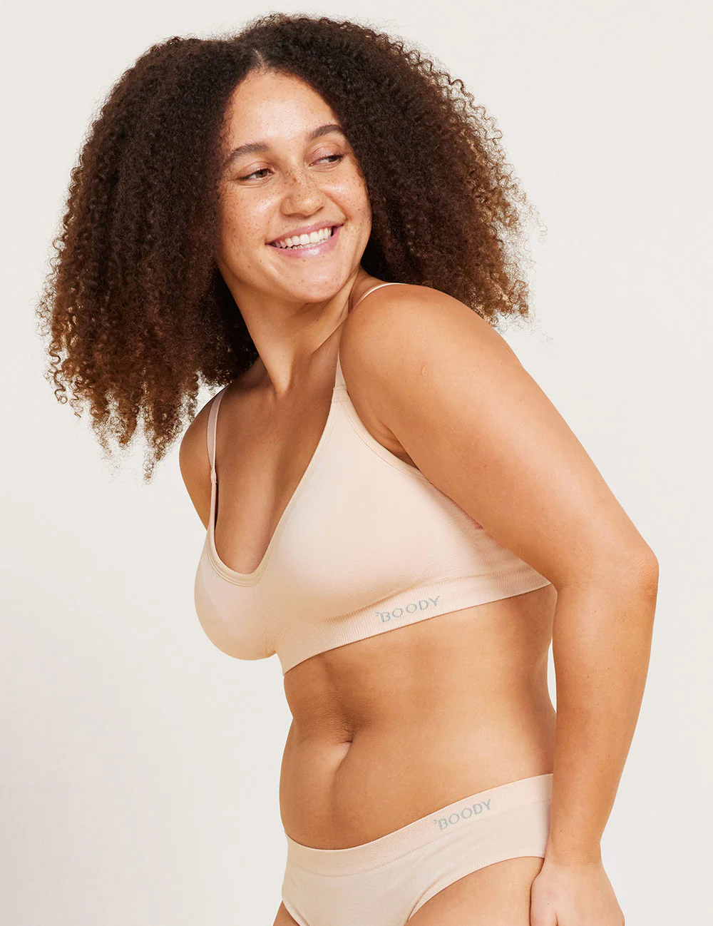 Wireless T-Shirt Bra - Shell - Image 24
