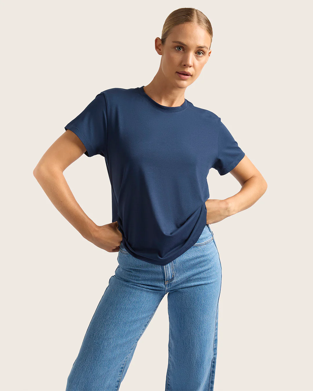 Women's Classic Crew Neck T-Shirt - Navy - Image 12